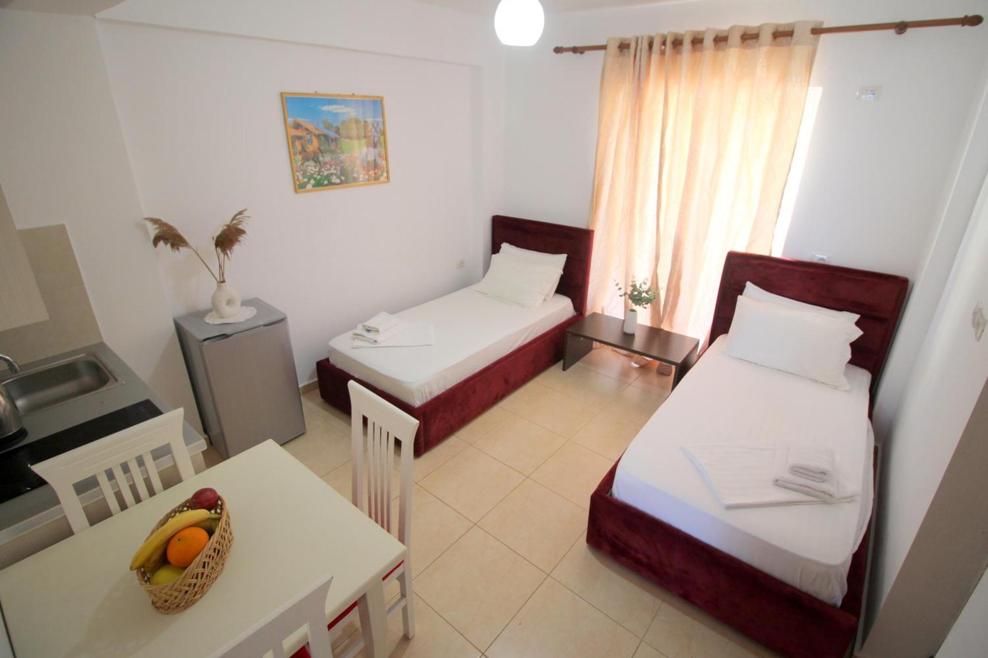 Afrimi Relax Apartments Sarandë Esterno foto