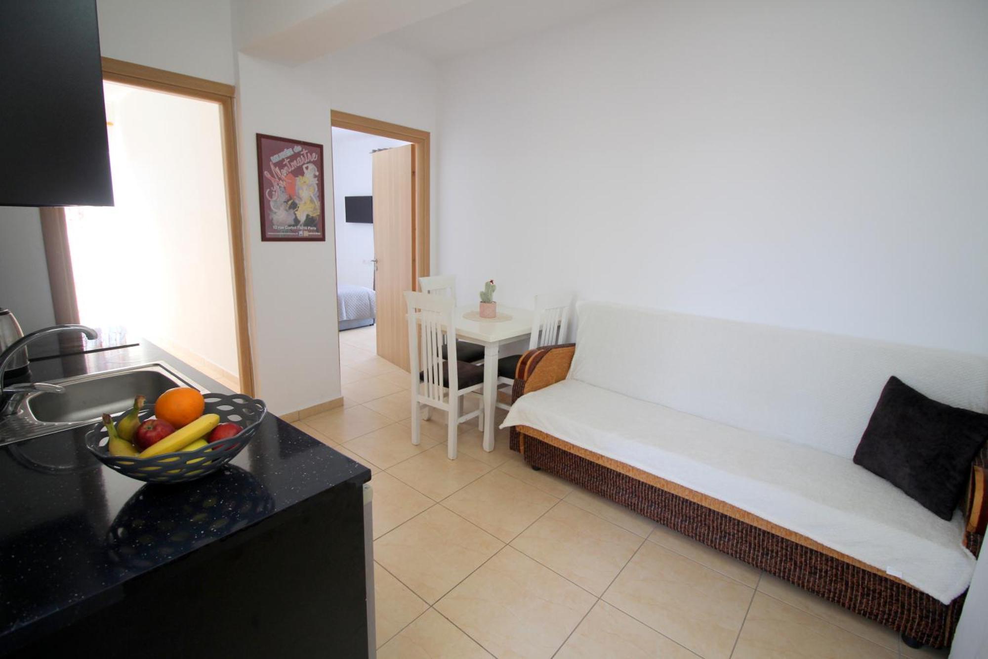 Afrimi Relax Apartments Sarandë Esterno foto